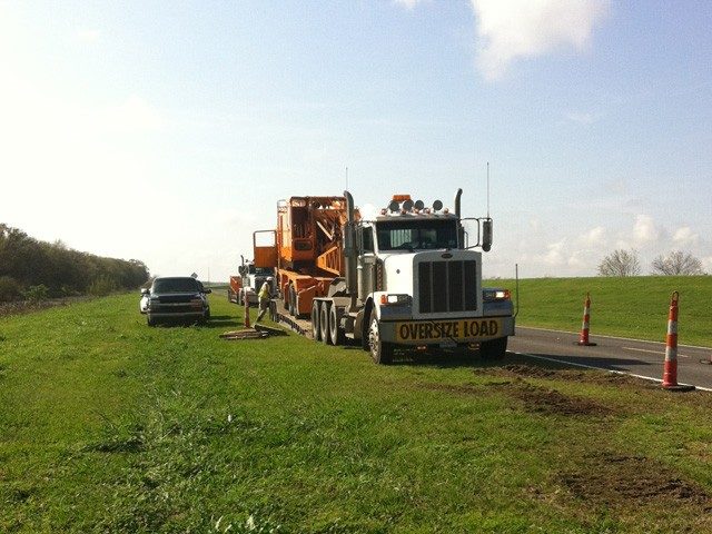 heavy hauling logistics service photograph